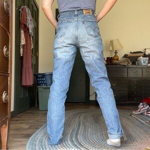 Vintage LEVI’S orange tag Hi-Rise jeans 28